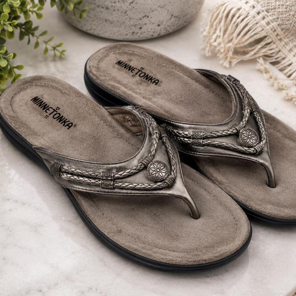 Minnetonka Metallic Braided Thong Sandals Sz 9 Boho Western Comfort Flip Flops